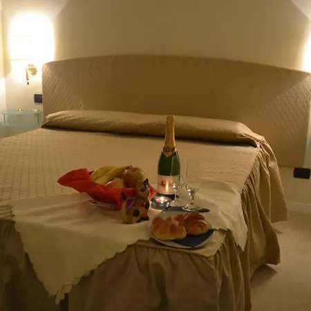 Il Gatto 3* راباللو