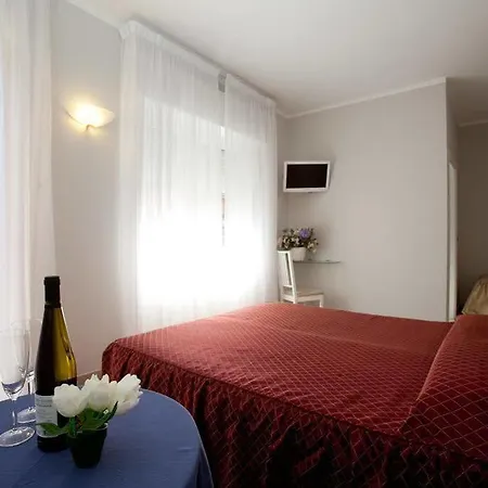 فندق Il Gatto 3*