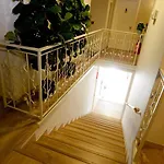 埃尔加托酒店 3*